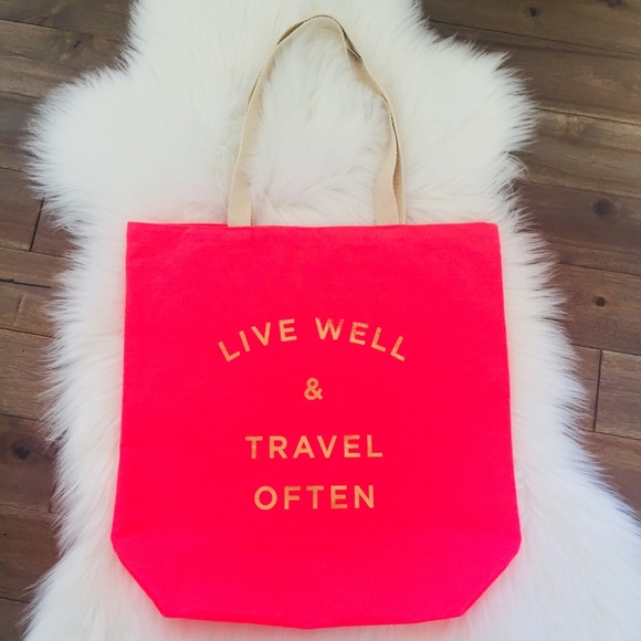 Old Navy Handbags - Old Navy Canvas Tote